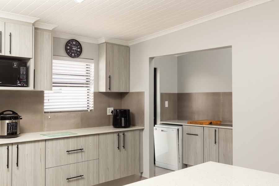 3 Bedroom Property for Sale in Laaiplek Western Cape